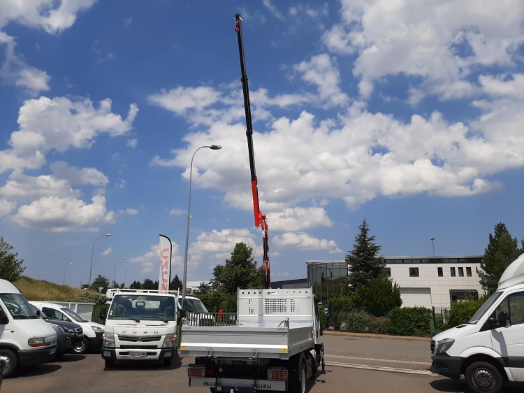 ISUZU M21 T 1.9L 120CH BVM BENNE ALU 2600+ GRUE F30M23 RADIO + ALLONGE