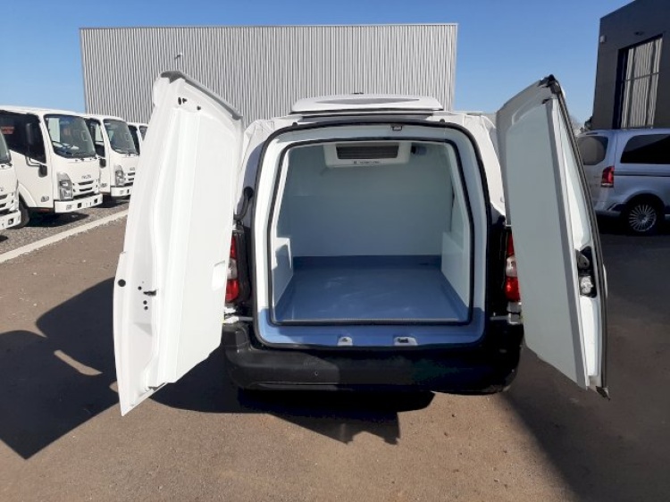 CITROEN BERLINGO VAN FOURGON TAILLE M 650KG BLUE HDI 100 S&S BVM6 FRIGO