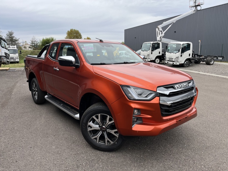 ISUZU D MAX D MAX SPACE N60F AT 4X4 VALENCIA 