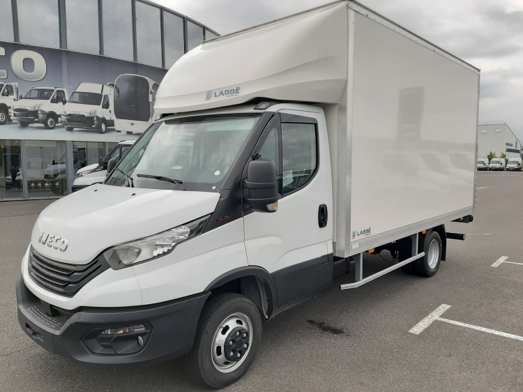IVECO DAILY 35C18H 3.0L 180CH BVM CAISSE 20M3 + HAYON 750KG