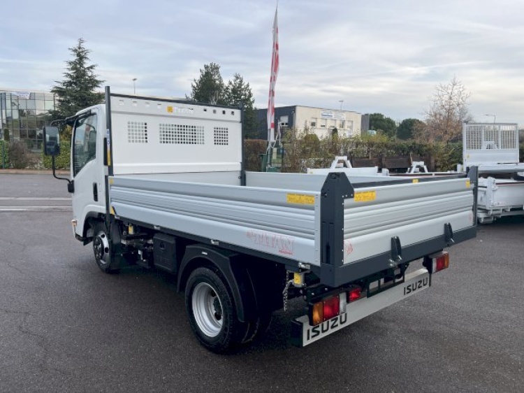 ISUZU M21 T 1.9L 120CH BVM TRIBENNE ACIER