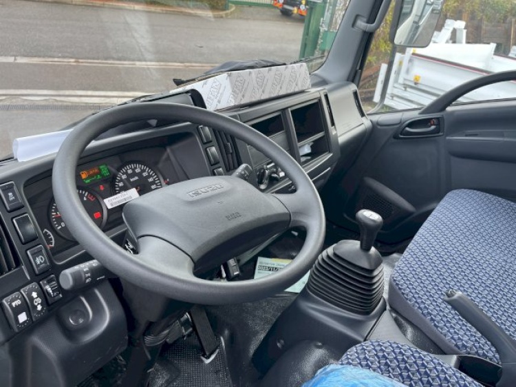 ISUZU M21 T 1.9L 120CH BVM TRIBENNE ACIER