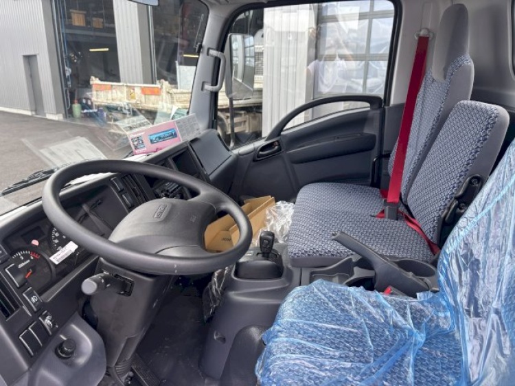 ISUZU M27 LARGE 3.0L 150CH BVM BENNE ACIER + COFFRE + REHAUSSES