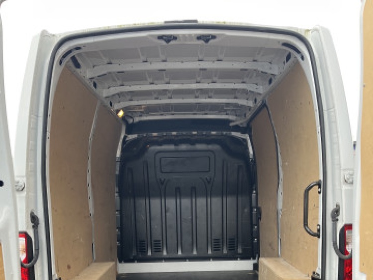 RENAULT MASTER FOURGON 3T3 L1H2 135CH BVM GRAND CONFORT