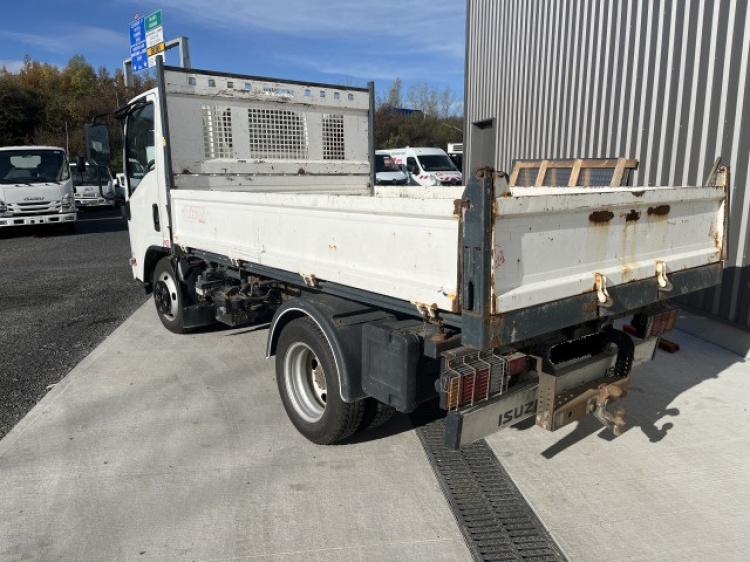 ISUZU M21 GROUND 1.9L 120CH BVM TRIBENNE