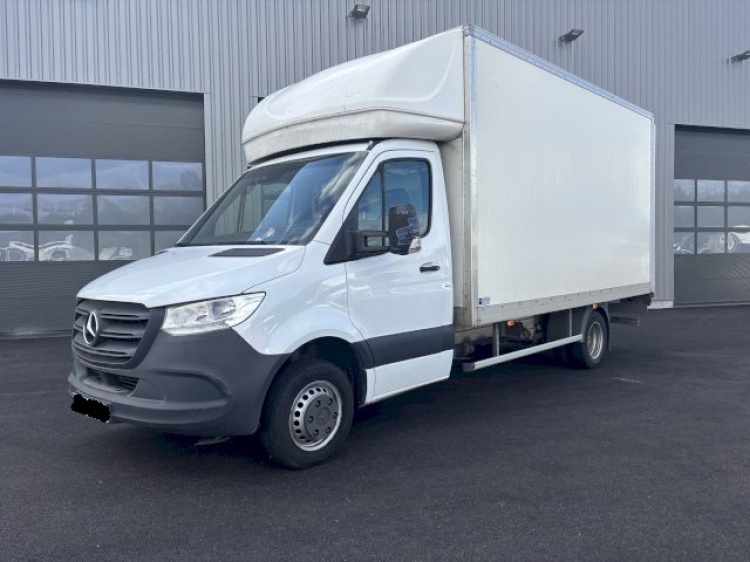 MERCEDES SPRINTER 143CH BVM CAISSE + HAYON