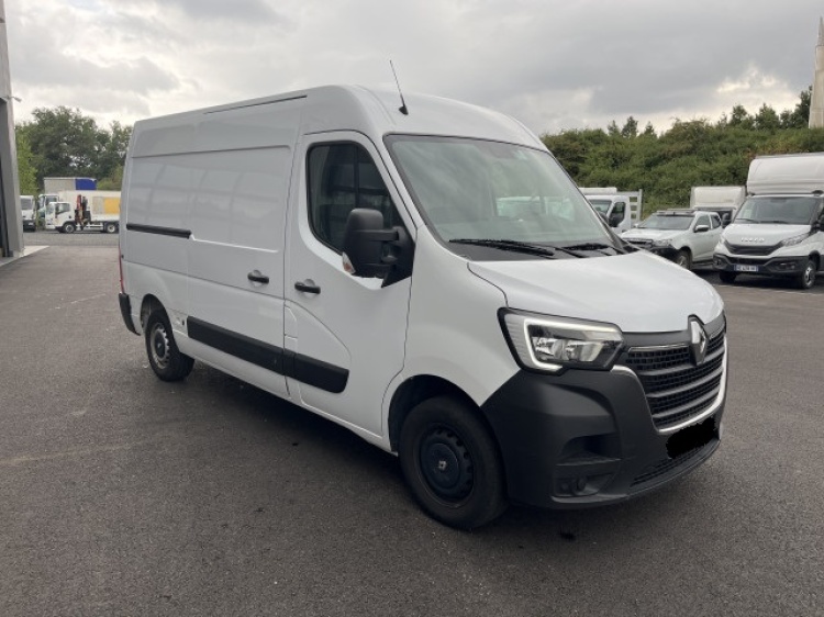 RENAULT MASTER FOURGON L2H2 3T5 135CH BVM 