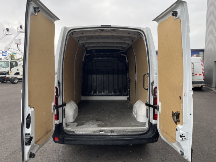 RENAULT MASTER FOURGON L2H2 3T5 135CH BVM 
