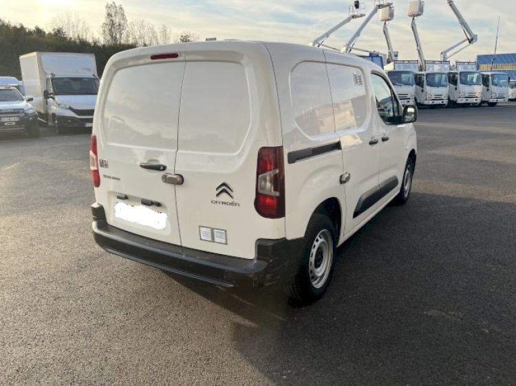 CITROEN BERLINGO TAILLE M 100CH BVM 