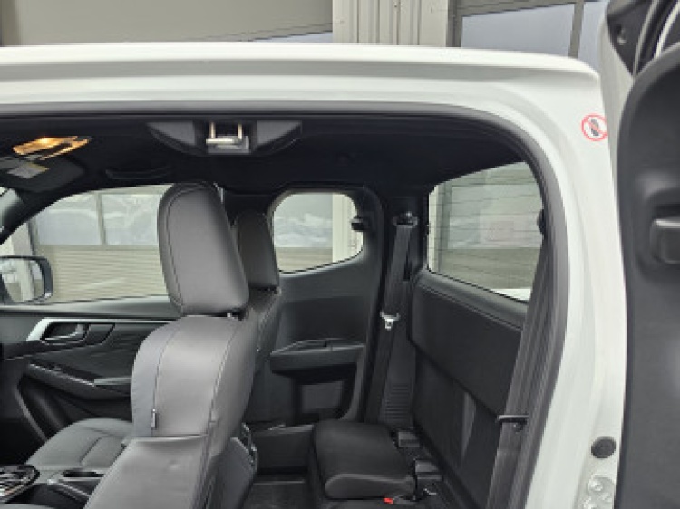 ISUZU D MAX SPACE N60 F 4X4 163CH BVA 