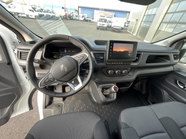 RENAULT TRAFIC 3T0 150CH BVM L1H1