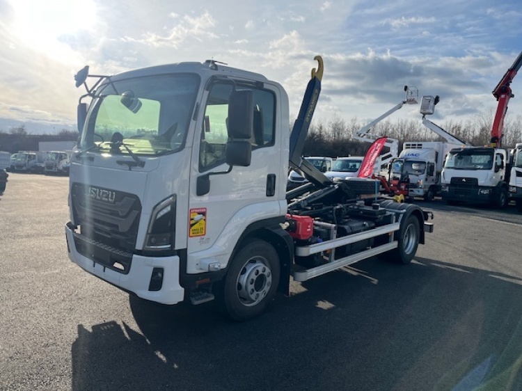 ISUZU F14 5.2L 240CH BVM BRAS CORNUT 9T5