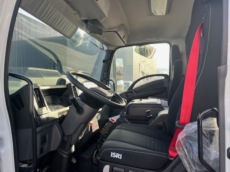 ISUZU F14 5.2L 240CH BVM BRAS CORNUT 9T5