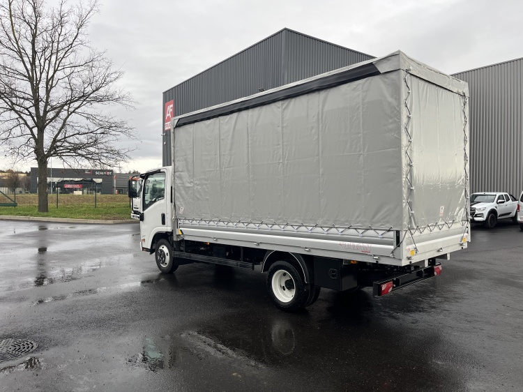 ISUZU M27 3.0L 150CH BVM PLATEAU BACHE 4500 x 1950