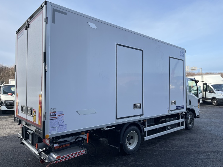 ISUZU M30 5.2L 190CH BVA CAISSE FRIGORIFIQUE + HAYON